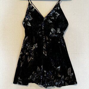 Y2K Burnout Velvet Romper V Neck Size Floral Fairy Dark Romantic Medium TIMING
